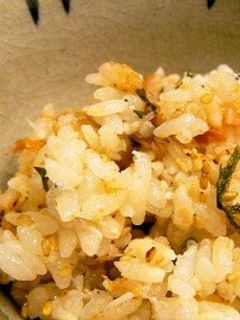 梅干・しらす・しそ・ゴマの香味混ぜごはん-レシピのメイン写真