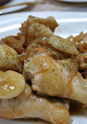手羽元とにんにくの赤ワイン煮-レシピのメイン写真