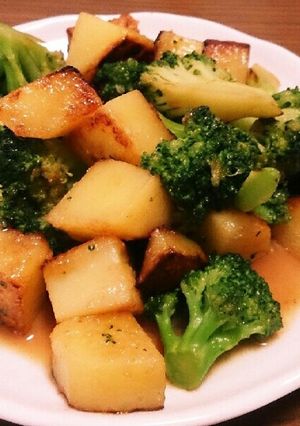 じゃがいもとブロッコリーのバターしょうゆ-レシピのメイン写真