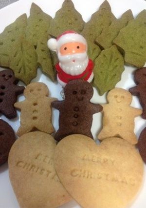 卵なし♪さくさくクリスマス型抜きクッキー-レシピのメイン写真