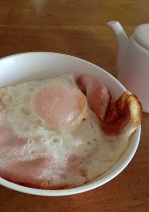 ランチに!とろ～り半熟目玉焼き丼-レシピのメイン写真
