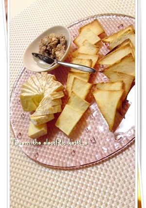食パンでチーズ用クラッカー＆グリッシーニ-レシピのメイン写真