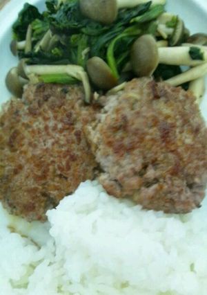 お肉な!?簡単バーグ-レシピのメイン写真