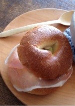 生ハム＆オニオンサンド-レシピのメイン写真