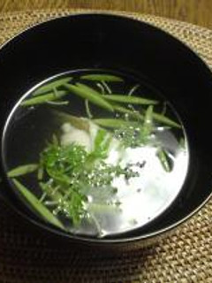 白身魚とじゅんさいのお吸い物-レシピのメイン写真