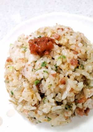 超絶☆簡単♪１０分で☆梅じゃこチャーハン-レシピのメイン写真