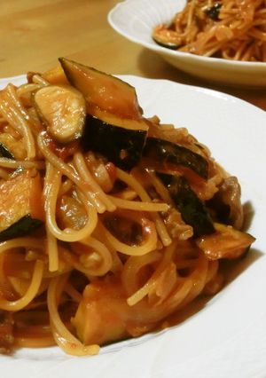 *楽ちん♪彩り野菜と豚肉のトマトパスタ*-レシピのメイン写真