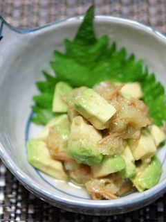 アボカド、なめ茸のおろし和え-レシピのメイン写真