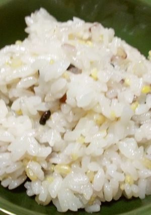 （圧力鍋で）発芽玄米と八穀米のご飯-レシピのメイン写真