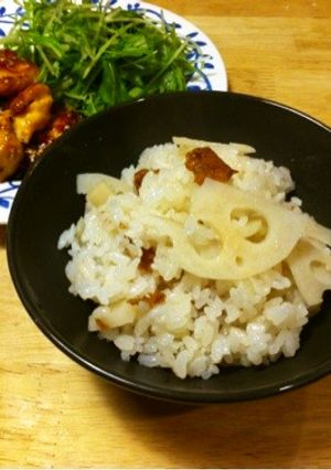 干し梅と蓮根の炊き込みごはん-レシピのメイン写真