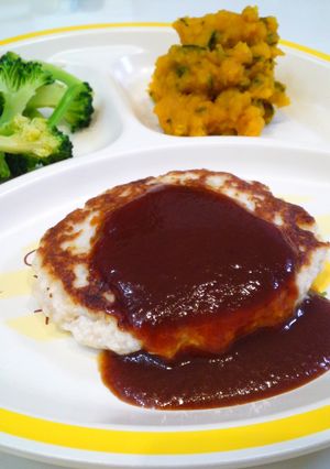 ふわふわ！白い豆腐ハンバーグ-レシピのメイン写真