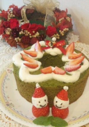 抹茶シフォンケーキ♪クリスマスリース風♪-レシピのメイン写真