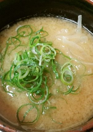 生姜入り玉ねぎの味噌汁-レシピのメイン写真