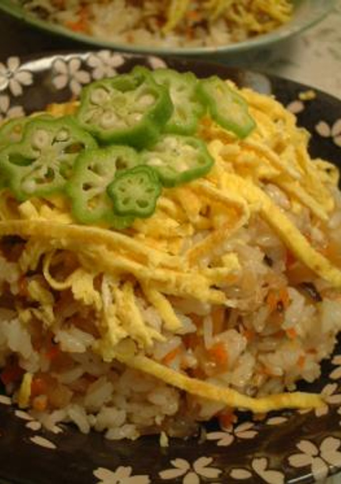 手巻きの余ったご飯でちらし寿司★-レシピのメイン写真