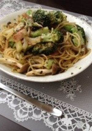 ブロッコリーとしめじのパスタ-レシピのメイン写真