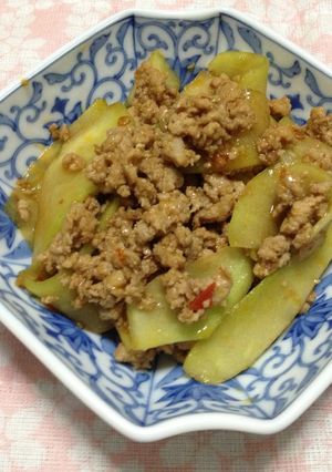 はやとうりと豚ミンチの豆板醤炒め-レシピのメイン写真