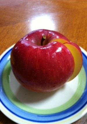 簡単楽しい♪林檎の切り方-レシピのメイン写真