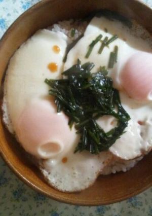 お腹が空いたらすぐ！目玉焼きごはん！-レシピのメイン写真