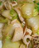 イカ一夜干しと白菜の塩麹バター炒め