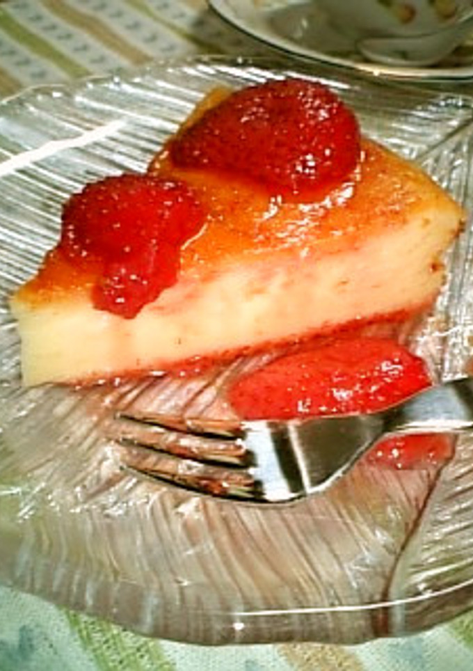 いちごソースのしっとり焼きチーズケーキ-レシピのメイン写真