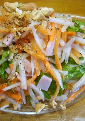 大根　にんじん　ハムの簡単千切りサラダ-レシピのメイン写真