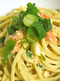 あまり物アレンジ! アボカドと鮭のパスタ-レシピのメイン写真
