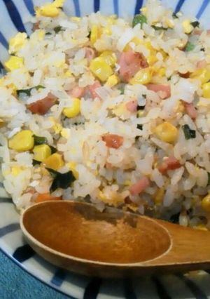 ワカメハム残り物でチャーハン-レシピのメイン写真