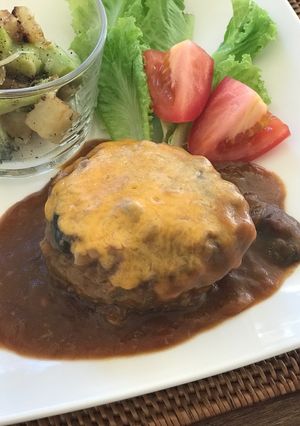 【簡単】煮込みハンバーグ【ふわふわ】-レシピのメイン写真