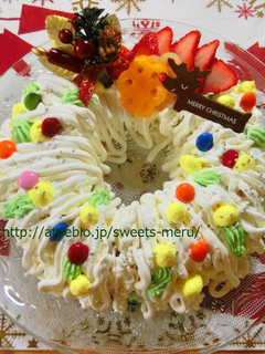 簡単☆混ぜ混ぜクリスマスリースケーキ♪-レシピのメイン写真