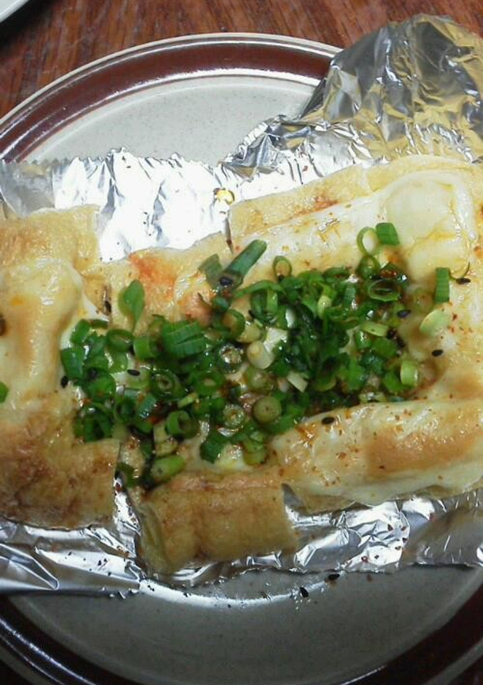 とろけるチーズをのせた油揚げ-レシピのメイン写真