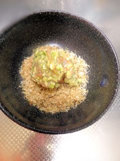 大人味★叩きわさびと梅干しのおかか和え-レシピのメイン写真