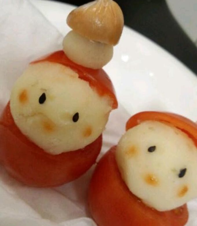 トマトでサンタクロース-レシピのメイン写真