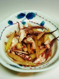 イカとセロリのガーリックバター炒め-レシピのメイン写真