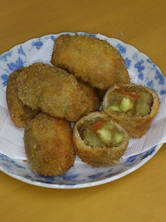 *カレーリメイク*豚肉巻きコロッケ-レシピのメイン写真