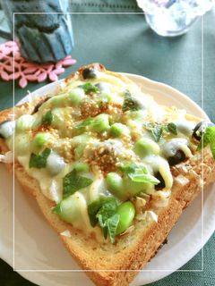 豆・おかか・醤油麹のトースト-レシピのメイン写真