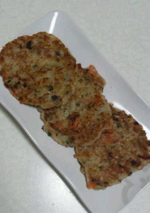 リメイク!餃子のたねでチヂミ-レシピのメイン写真