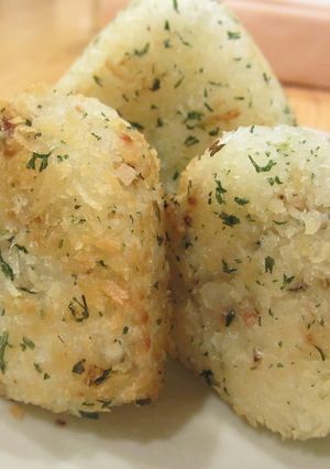 パン粉でカリッ☆焼きおにぎり-レシピのメイン写真