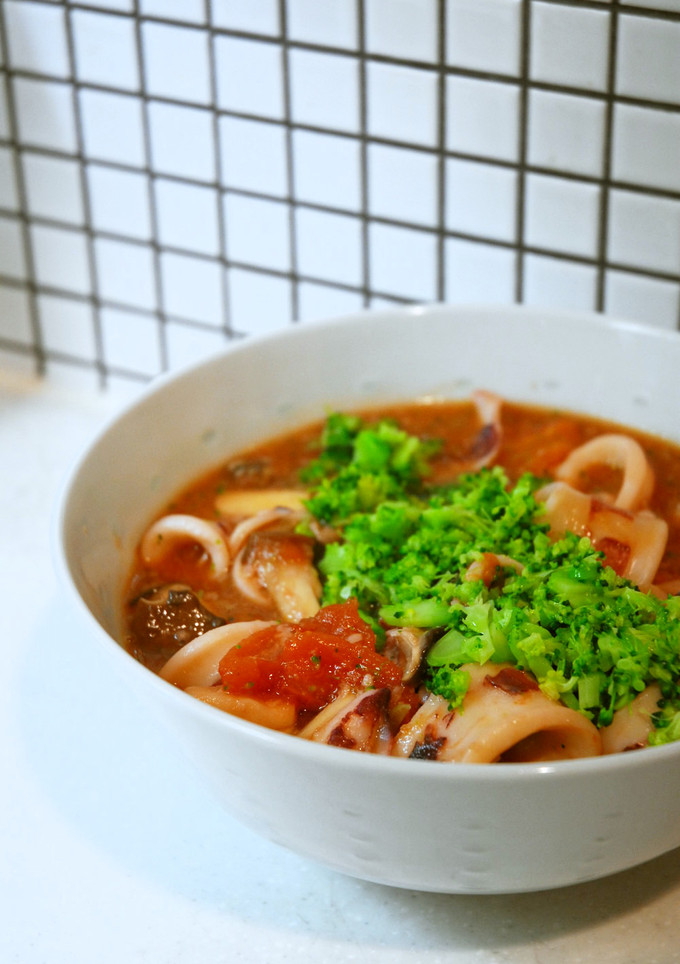 塩麹・いかとトマトの炒め煮-レシピのメイン写真