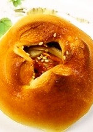 ミコばあばのきんぴらごぼうを入り米粉パン-レシピのメイン写真