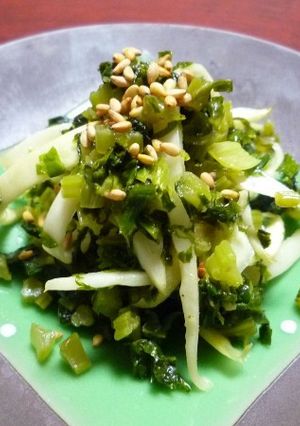 大根の皮と葉っぱのわさび風味炒め♪-レシピのメイン写真