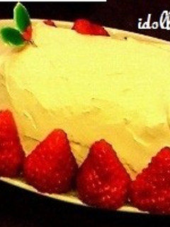 生クリームだけでクリスマスケーキ-レシピのメイン写真