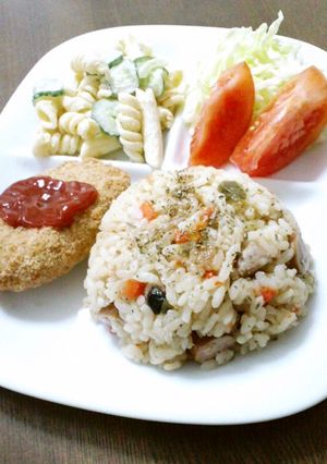 超絶☆簡単♪炊飯器で☆ソーセージピラフ-レシピのメイン写真