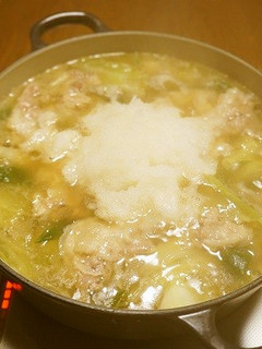 豚肉とキャベツのコンソメみぞれ鍋-レシピのメイン写真