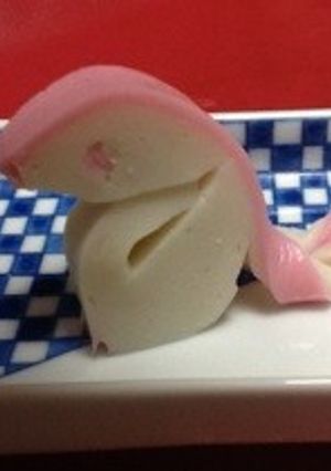 #干支かまぼこ巳年のおせちへびの飾り切り-レシピのメイン写真