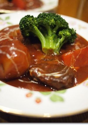 簡単に本格的な洋食屋さんのビーフシチュー-レシピのメイン写真