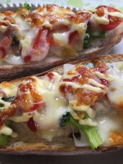 フランスパンの野菜チーズ焼き-レシピのメイン写真