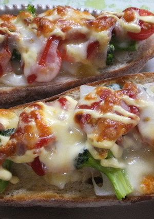 フランスパンの野菜チーズ焼き-レシピのメイン写真