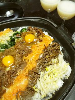 ホットプレートで石焼きビビンバ-レシピのメイン写真