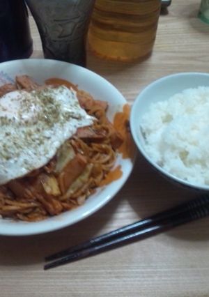 少ない具材で、ナポリタン風ヤキソバ-レシピのメイン写真