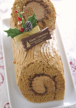 クリスマス☆モカロールのブッシュドノエル-レシピのメイン写真